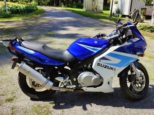 Suzuki GS