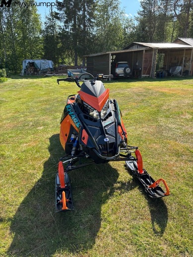 Polaris RMK