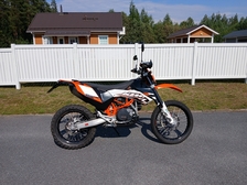 KTM 690
