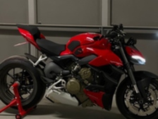 Ducati Streetfighter