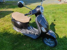 Vespa LX