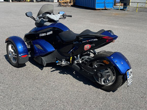 Can-Am Spyder