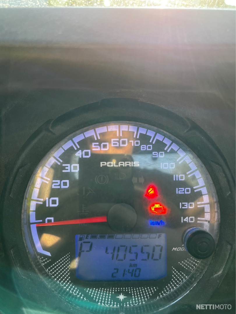 8 / 9