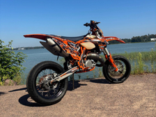 KTM 125