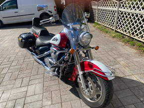 Suzuki Intruder