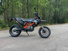 KTM 690