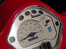 Vespa LX