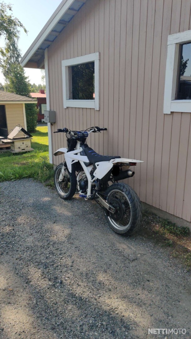 6 / 9