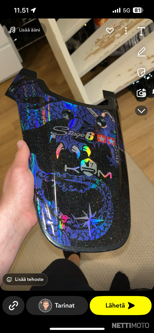 4 / 7