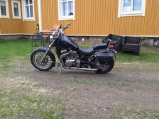Suzuki Intruder