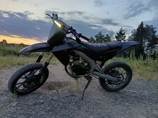 Aprilia SX