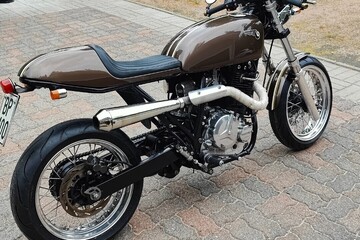 Suzuki DR