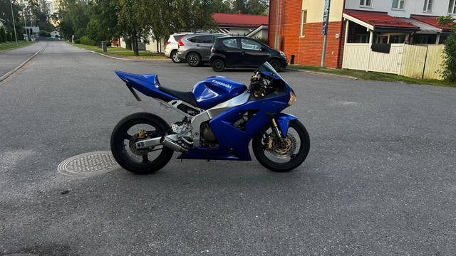 ETU Kawasaki ZX-6R 650 cm³ 2004 - Helsinki - Motorcycle - Nettimoto