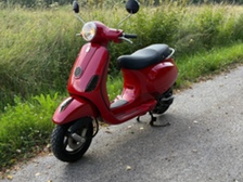 Vespa LX