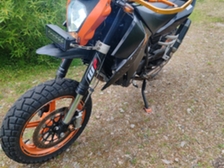KTM 690