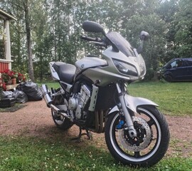 Yamaha FZS
