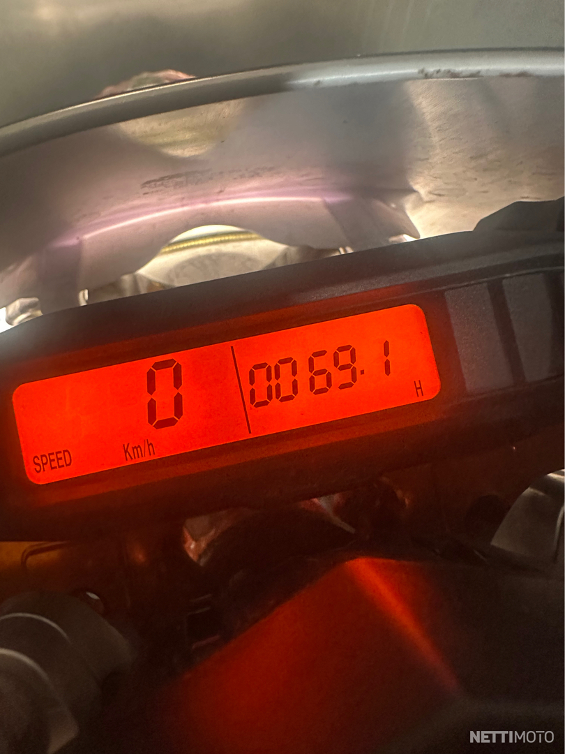 5 / 8