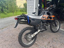 KTM 640