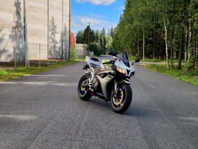 Honda CBR