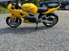 Suzuki SV