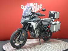 CFMOTO 800MT