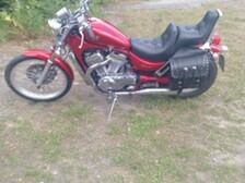 Suzuki Intruder