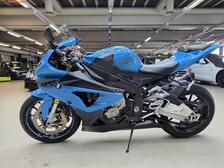 BMW S