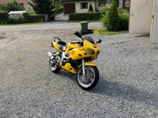 Suzuki SV