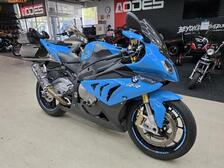 BMW S