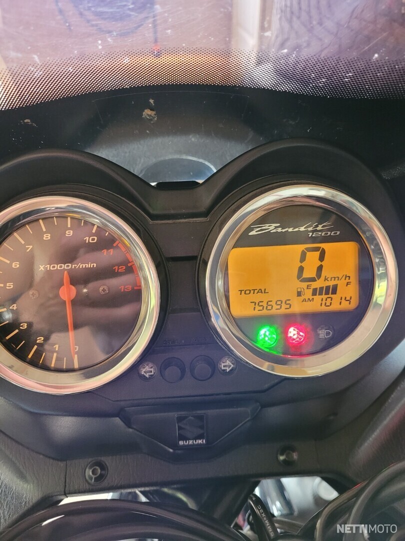 9 / 12