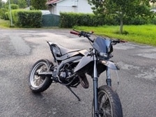 Aprilia SX