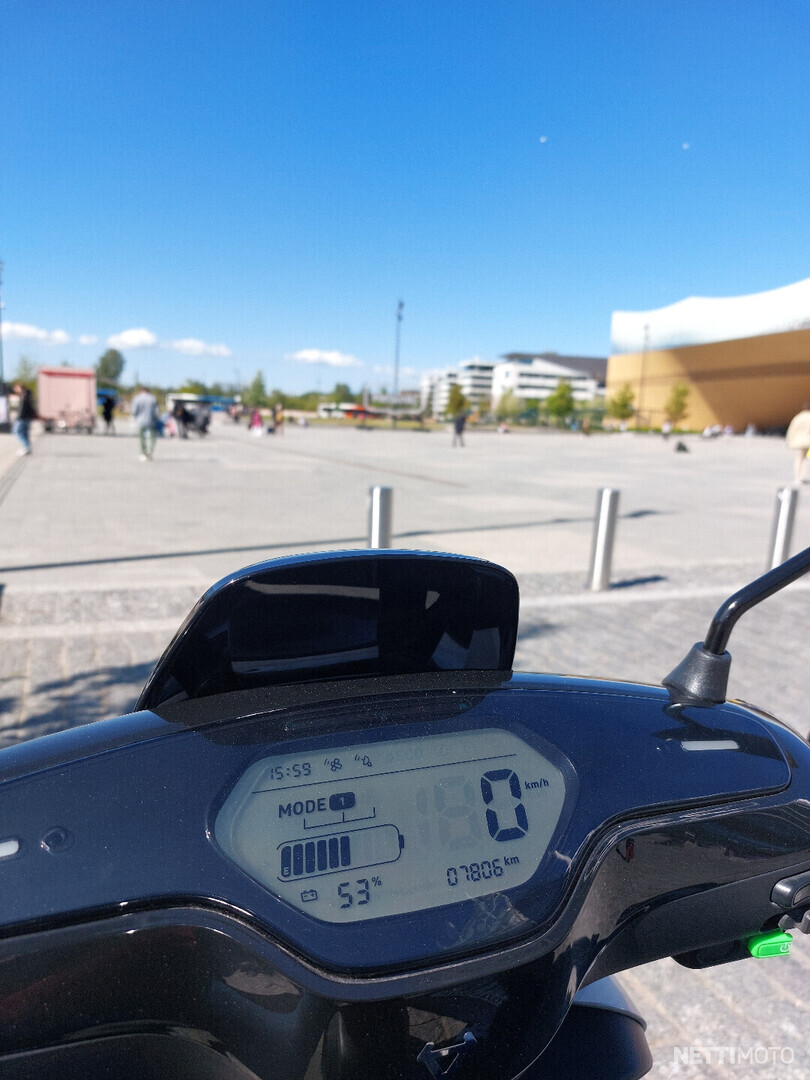 8 / 10