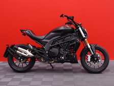 Benelli 502 Cruiser