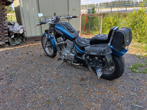 Suzuki Intruder