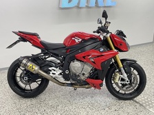 BMW S