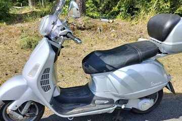 Vespa Granturismo