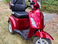 Pyrkijä E400