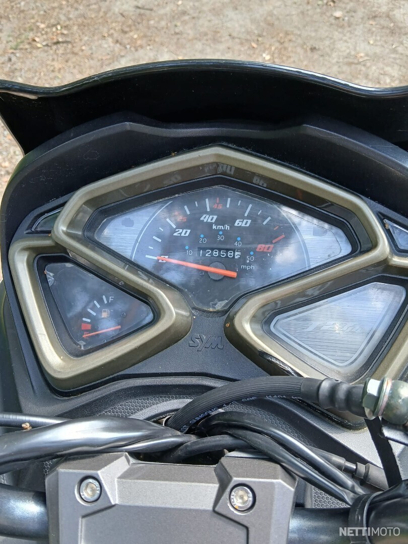 6 / 6