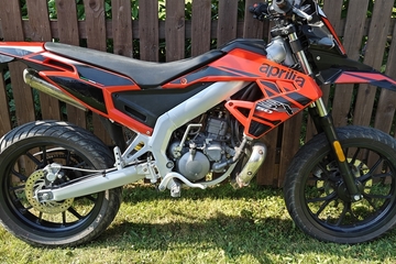 Aprilia SX