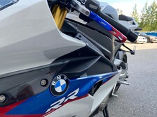 BMW S