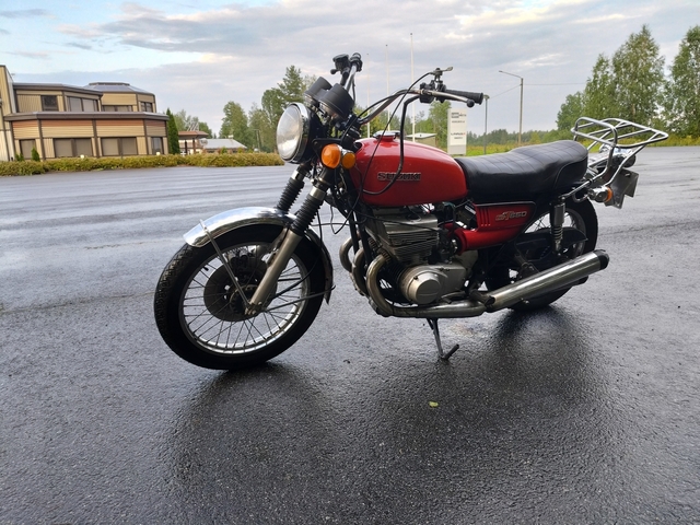Suzuki GT