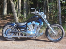 Suzuki Intruder