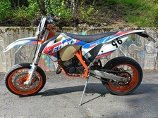 KTM 125