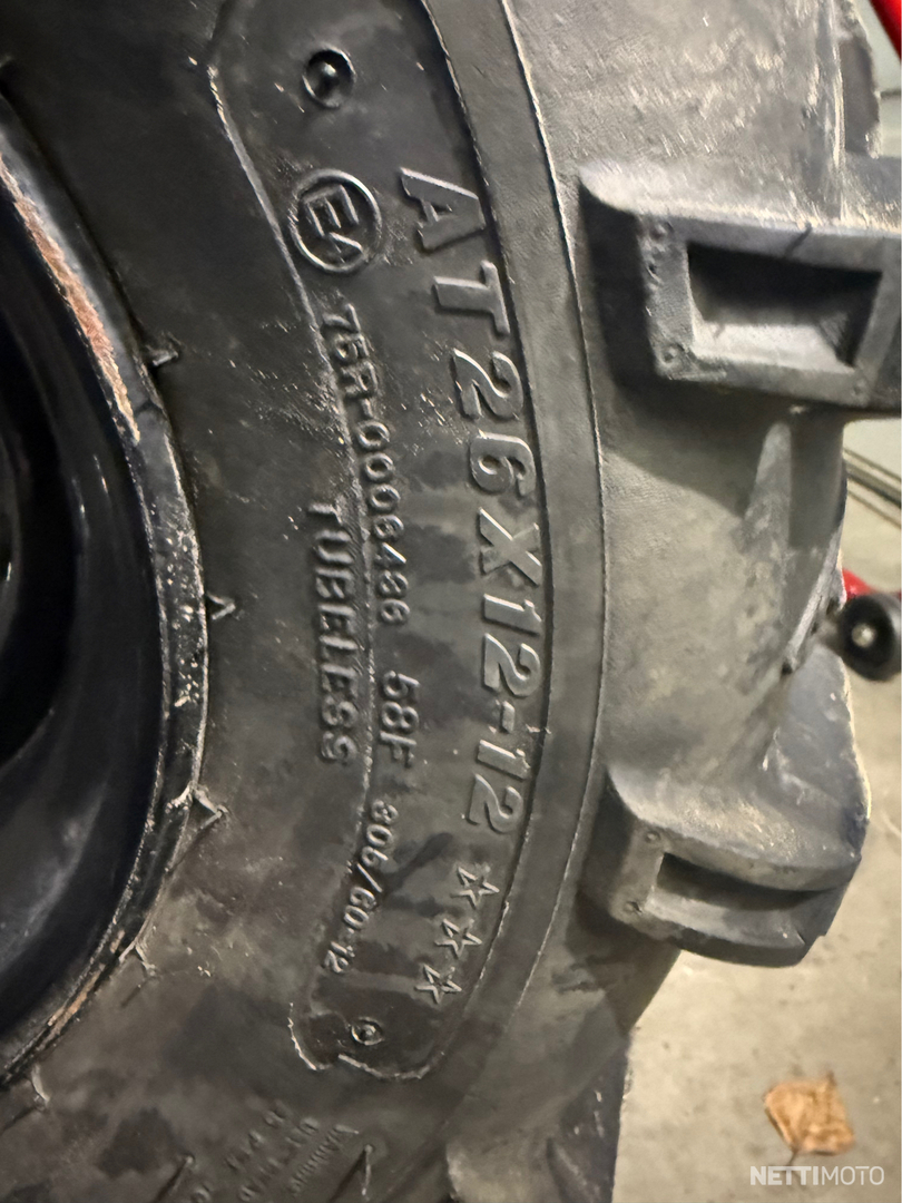 12 / 24