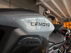 CFMOTO 675NK