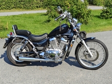 Suzuki Intruder