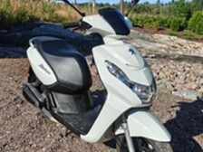 Peugeot Kisbee