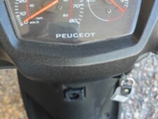Peugeot Kisbee