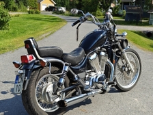 Suzuki Intruder