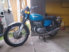 Suzuki GT